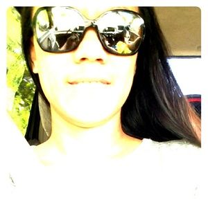 Meet your Posher, Anestasia